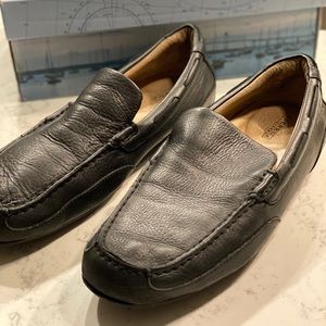 Men’s Black Leather Sperry loafers 10.5